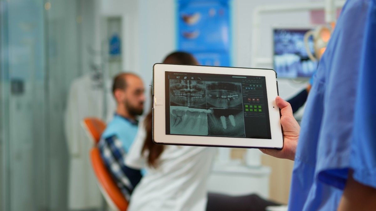 Featured image for “Dental Emergencies in King City, ON : When to Call Your Dentist”